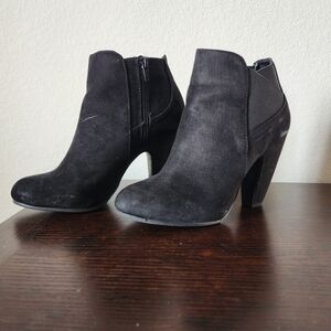 Kohl's Candie's Elegant Black Ankle Boots Size: 7.5